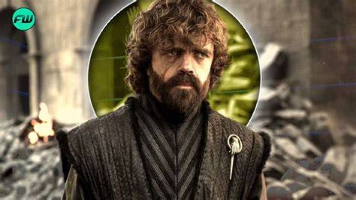 ‘Game of Thrones’ Star Peter Dinklage’s New York Stroll with Wife Erica