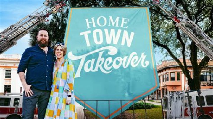 &lsquo;Home Town&rsquo; hosts Erin and Ben Napier are building an empire of