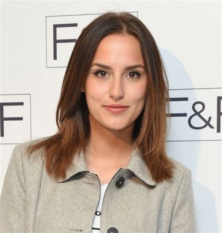 Lucy Watson (Emma Watson's sister) 9GAG