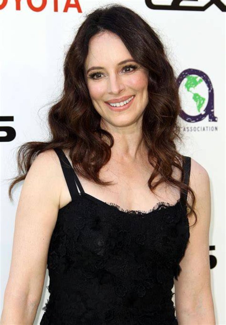 Madeleine Stowe Biography, Madeleine Stowe's Famous Quotes Sualci