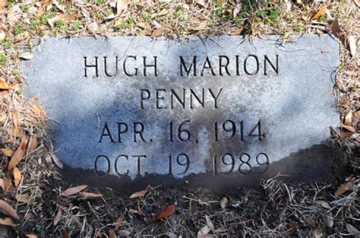 Marion Hugh "Suge" Knight, Jr (1965 ) &bull;