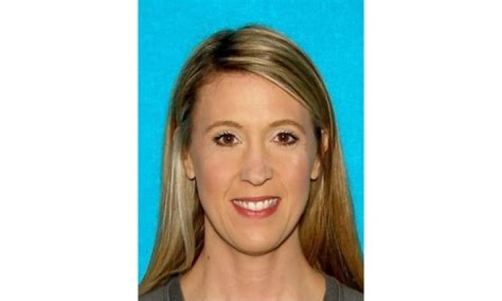 Married Nebraska teacher caught naked in car with 17yearold makes