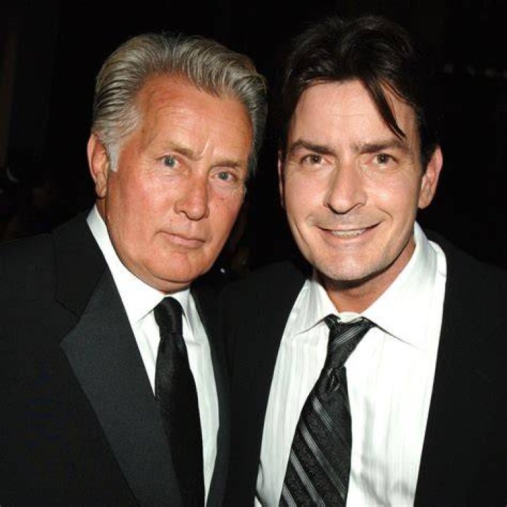 Martin Sheen Bio, Movie List, Wife, Son, New Net Worth 2021