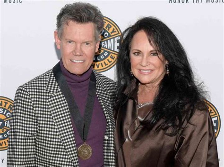 Mary Davis (Randy Travis Wife) Bio, Wiki, Age, Height, and Net Worth