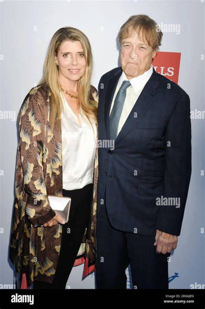 Meet Anna Beth Goodman Who Happens To Be John Goodman&rsquo;s Wife of Many Years