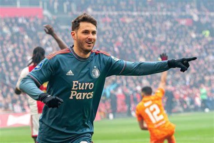 Meet Santiago Gimenez's Dad: A Soccer Star In The Making