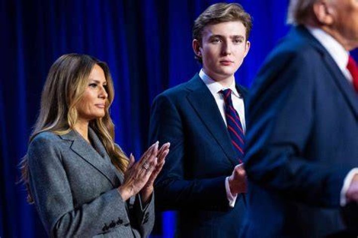 Melania Trump and son Barron move into the White House BBC News