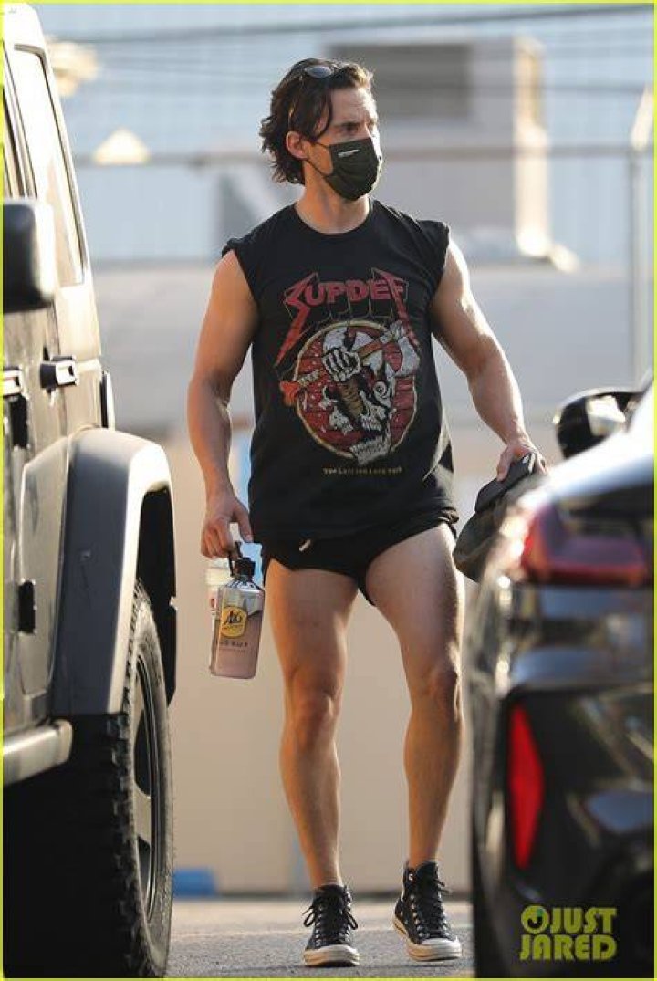 Milo Ventimiglia Rocks Shorts & Tank At Gym, Shows Off Muscles — Pics
