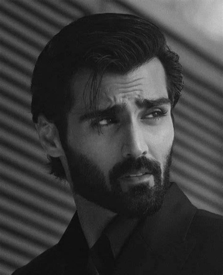 Model Hasnain Lehri dating Netflix&rsquo;s 'Dubai Bling' Loujain Adada