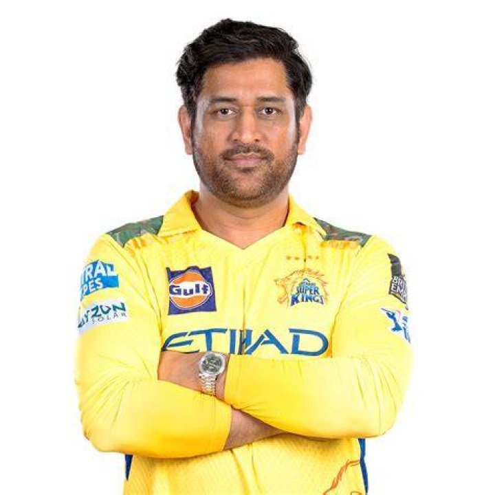 MS Dhoni's Past ExGirlfriends List including First Girlfriend Priyanka Jha