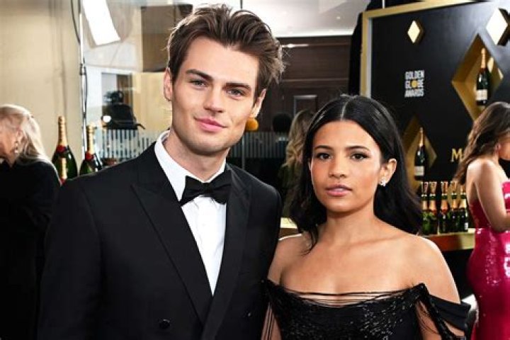 Nikki Rodriguez Noah Lalonde Girlfriend