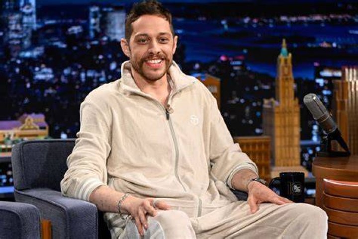 Pete Davidson Must Have a Gigantic Throbbing...Heart, Finally Pays
