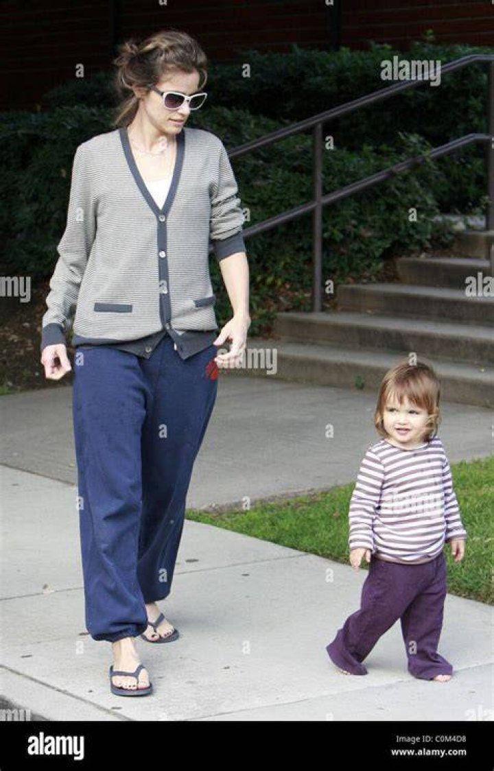 Photo Amanda Peet avec sa fille Frances Pen &agrave; Los Angeles en janvier