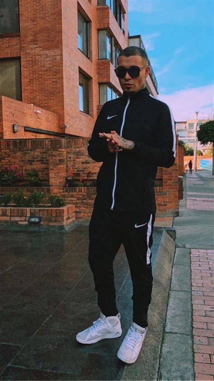 Pin de Alex Orquiz en Rappers Fotos rap, Raperos, Imagenes rap