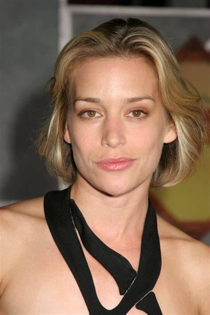 Piper Perabo Piper perabo, Sexy celebrities, Women