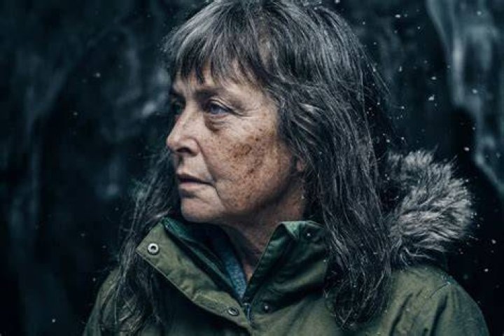 "Life Below Zero" star Sue Aikens' WikiBio Net Worth, Husband, Son