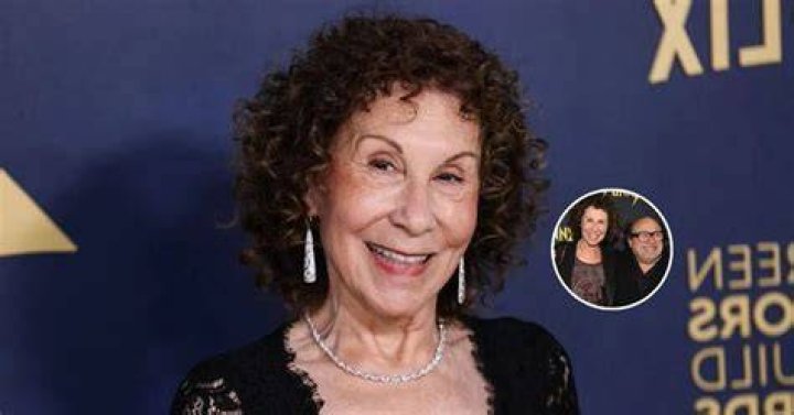 Rhea Perlman Net Worth (2020 Update)