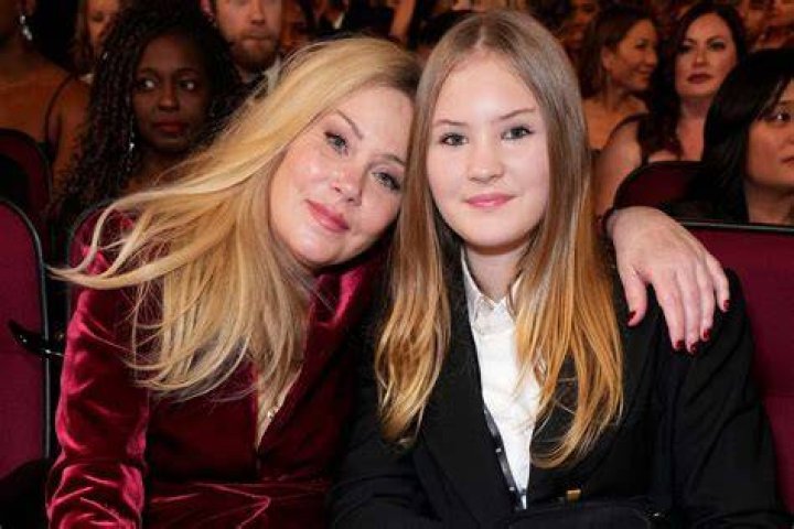 Sadie Grace LeNoble (Christina Applegate Daughter) Age, Wikipedia