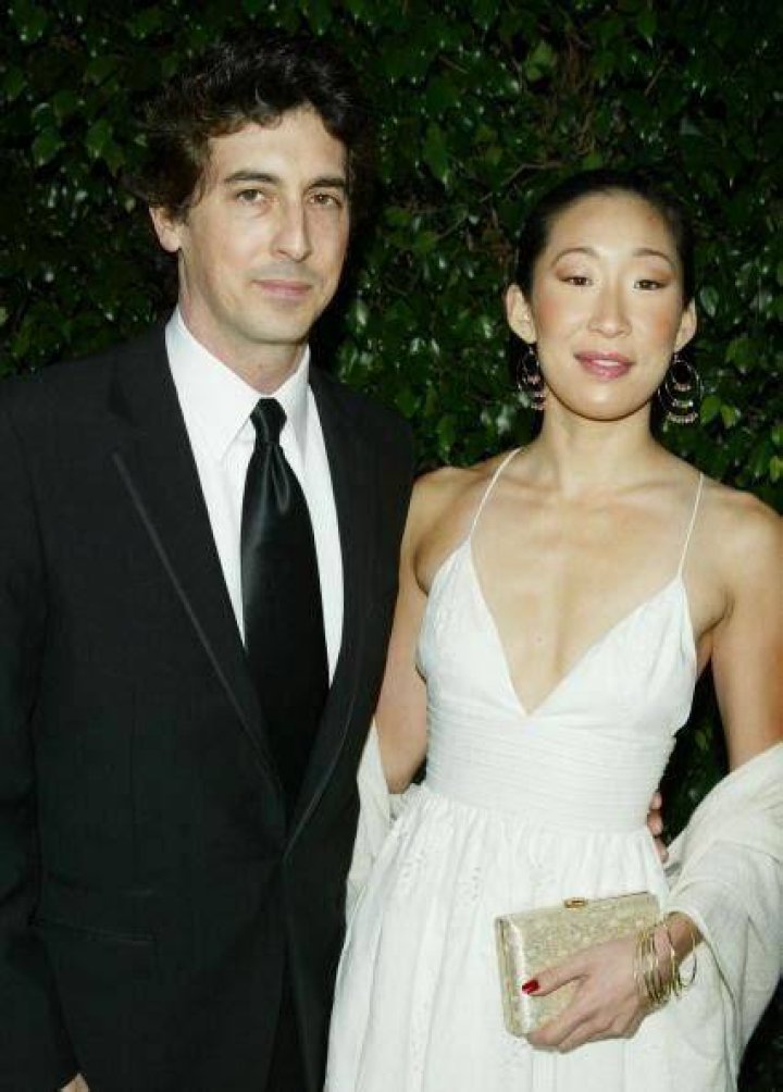 Sandra Oh Marito