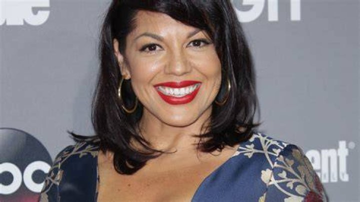 Sara Ramirez Calls Out ABC to Fix Biphobia in ‘The Real O’Neals