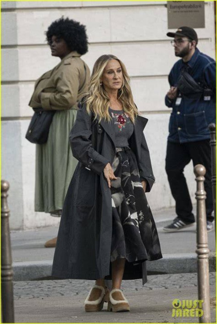 Sarah Jessica Parker Wearing a Swimsuit in Pictures POPSUGAR