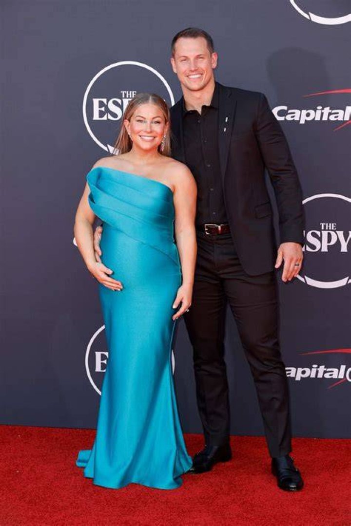 Shawn Johnson Gets Engaged to Andrew East at Cubs Game Us Weekly