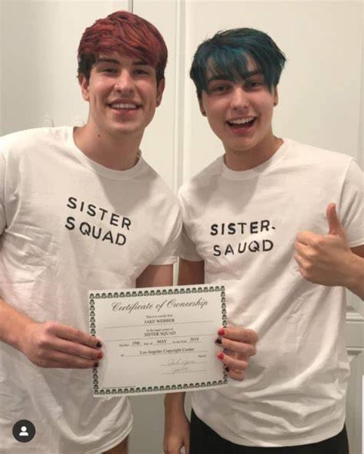  sister squad 💕👭 Colby brock, Colby, Sam and colby