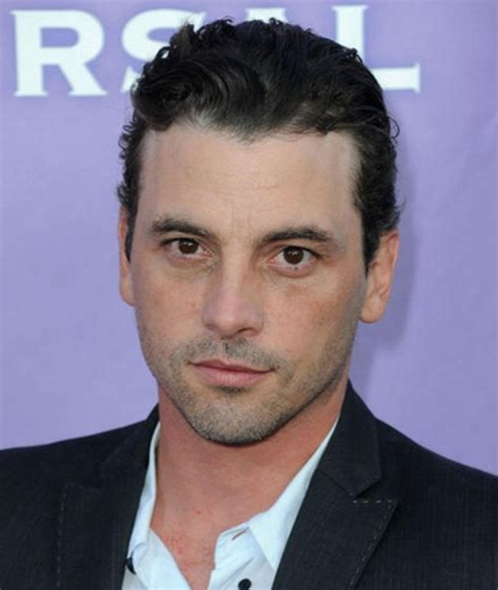 Skeet Ulrich Bio, Affair, Single, Net Worth, Salary, Age, Nationality