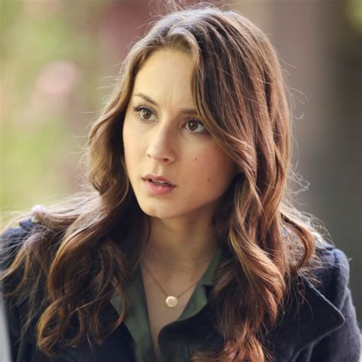 Spencer Little liars, Pretty little liars fashion, Pretty little