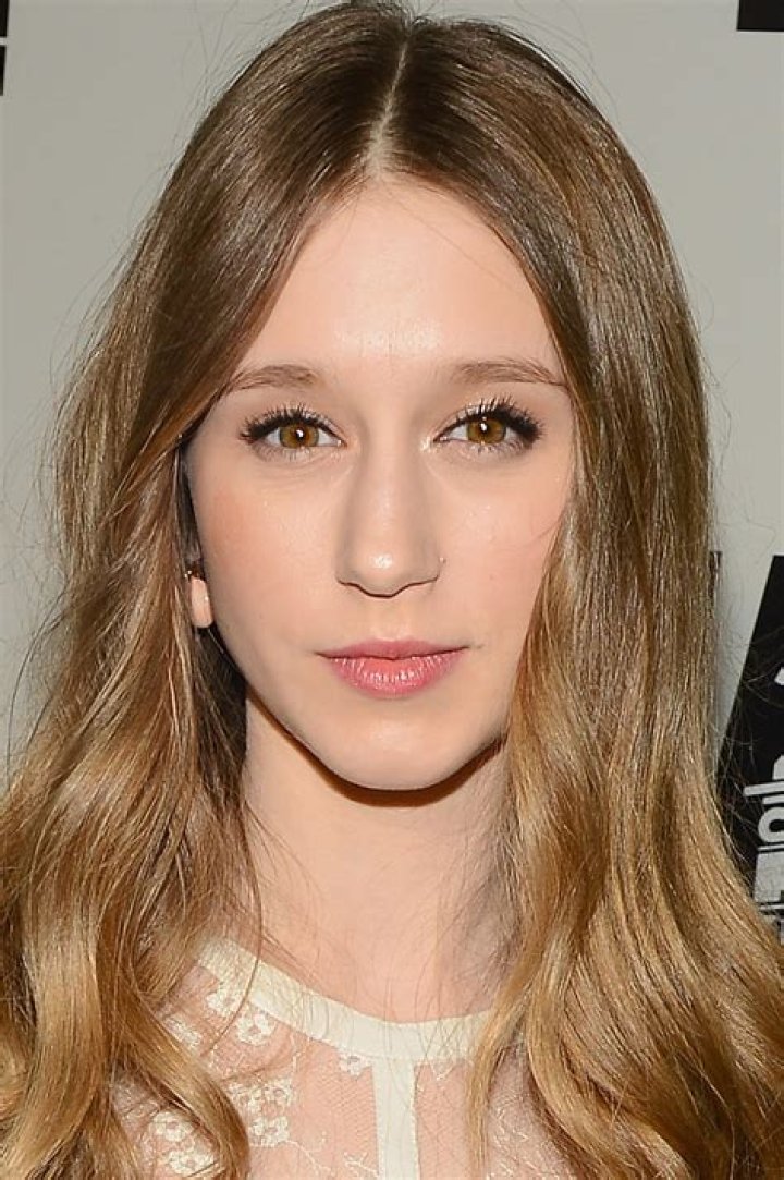 Taissa Farmiga Biography, Height & Life Story Super Stars Bio