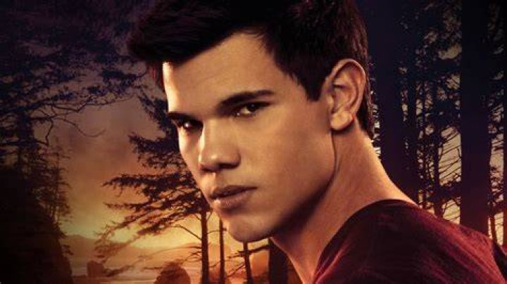 Taylor Lautner Twilight Series Photo (5597842) Fanpop