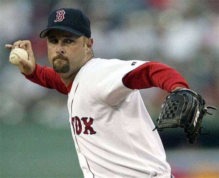Tim Wakefield's Death Prompts Spread of Vaccine Misinformation