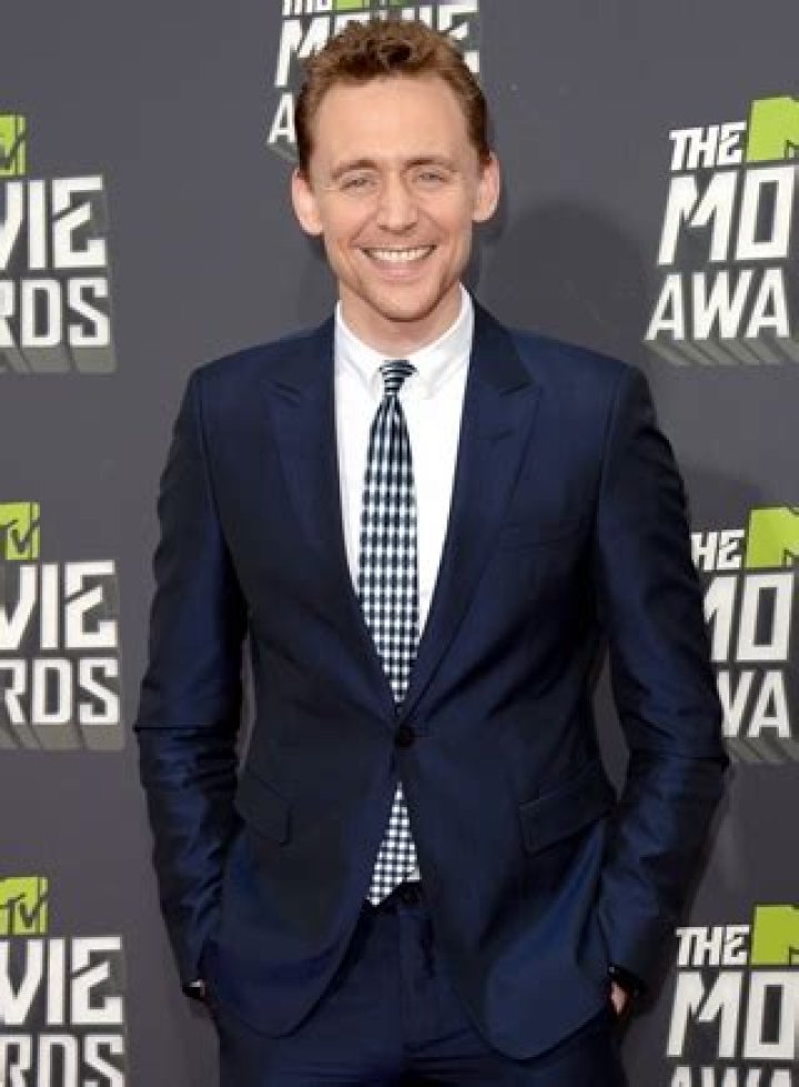 Tom Hiddleston Height, Weight, Body Measurements.