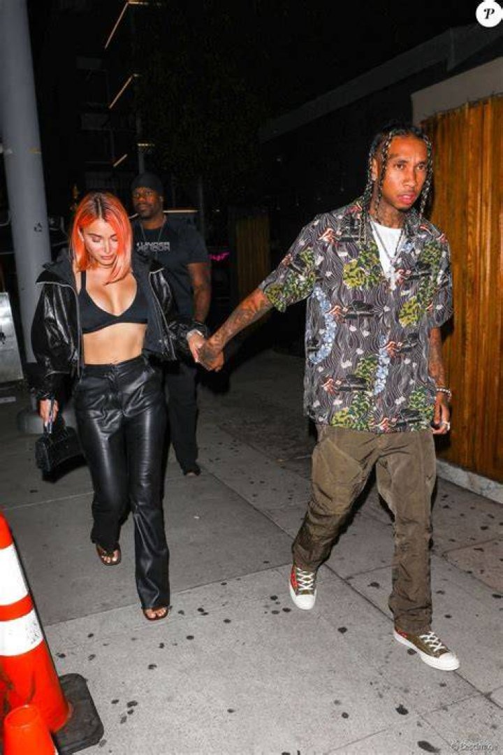 Tyga et sa compagne Camaryn Swanson quittent la soir&eacute;e au restaurant