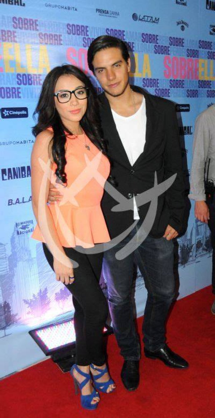 Vadhir Derbez y Jass Reyes de novios (Fotos) M&aacute;s Telenovelas