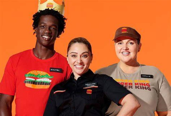 Viral Burger King Employee Reunites With Daughter and Grandchildren