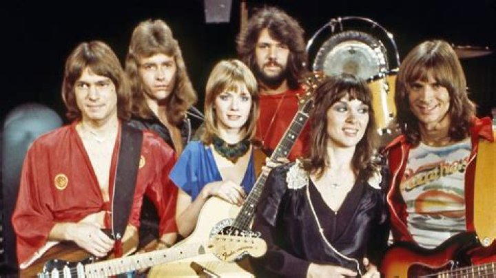 Watch Breaking the Band Season 2, Episode 3 New Kids on the Block
