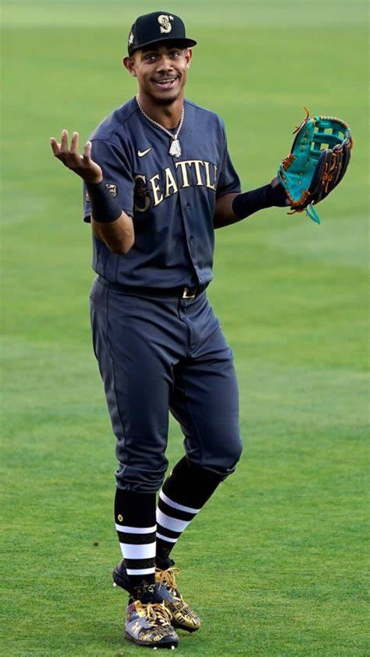 What is Julio Rodriguez's Net Worth?