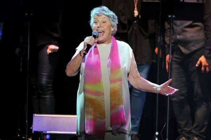 Who are Helen Reddy's exhusbands and did she have children? The