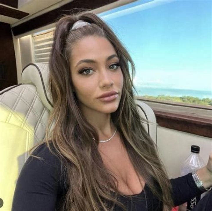 Who is Celina Smith? Biography & facts about Steve Will Do It’s