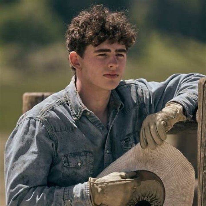 Who Plays Carter on Yellowstone? Did Carter Change Actors? Meet Finn Little