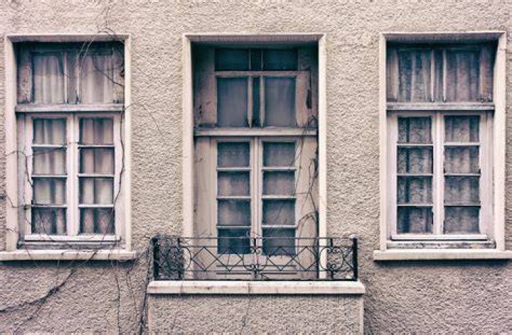Why do old houses have small windows?