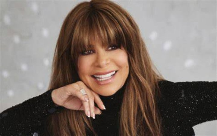 Why Paula Abdul's Short Height Intimidates People