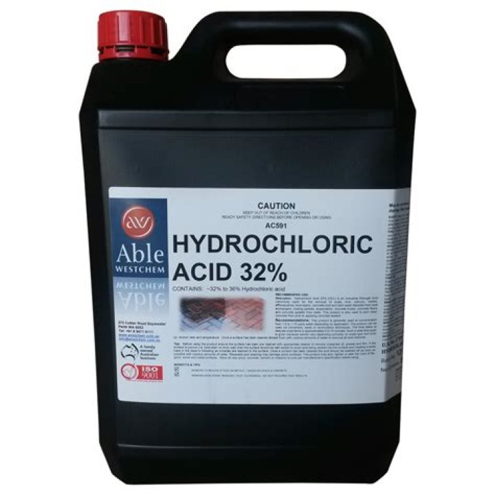 Will hydrochloric acid damage tiles?