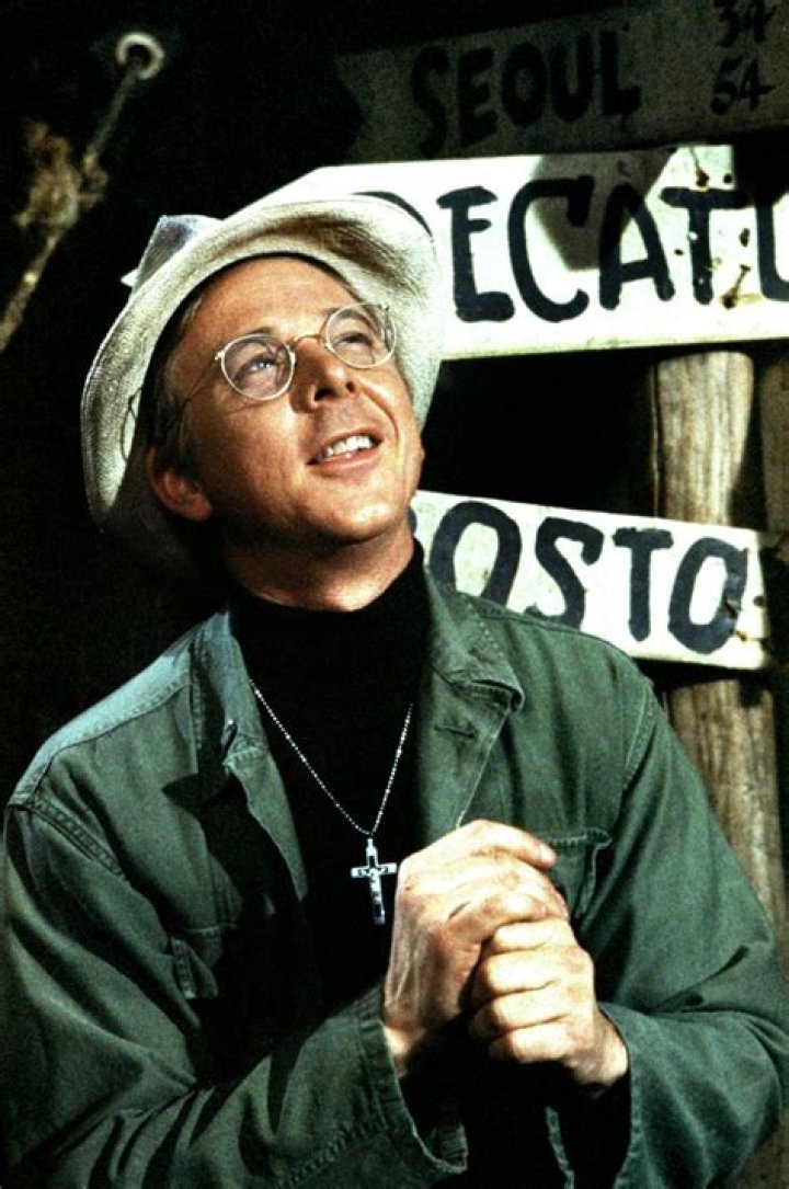 William Christopher from Celebrity Deaths 2016's Fallen Stars E! News