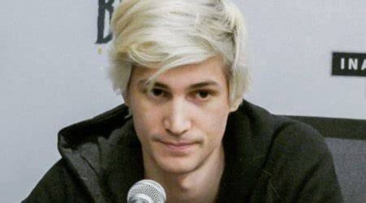 xQc Height, Weight, Age, Family, Facts, Education, Biography