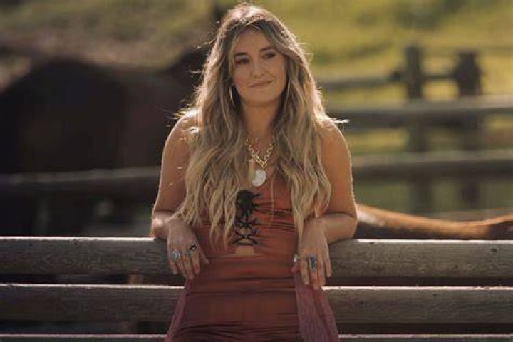Yellowstone How Lainey Wilson&rsquo;s &lsquo;Smell Like Smoke&rsquo; Can Make Emmy