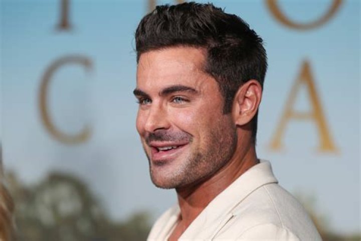 Zac Efron &ldquo;Almost Died&rdquo; When He Shattered His Jaw, Denied Plastic Surgery