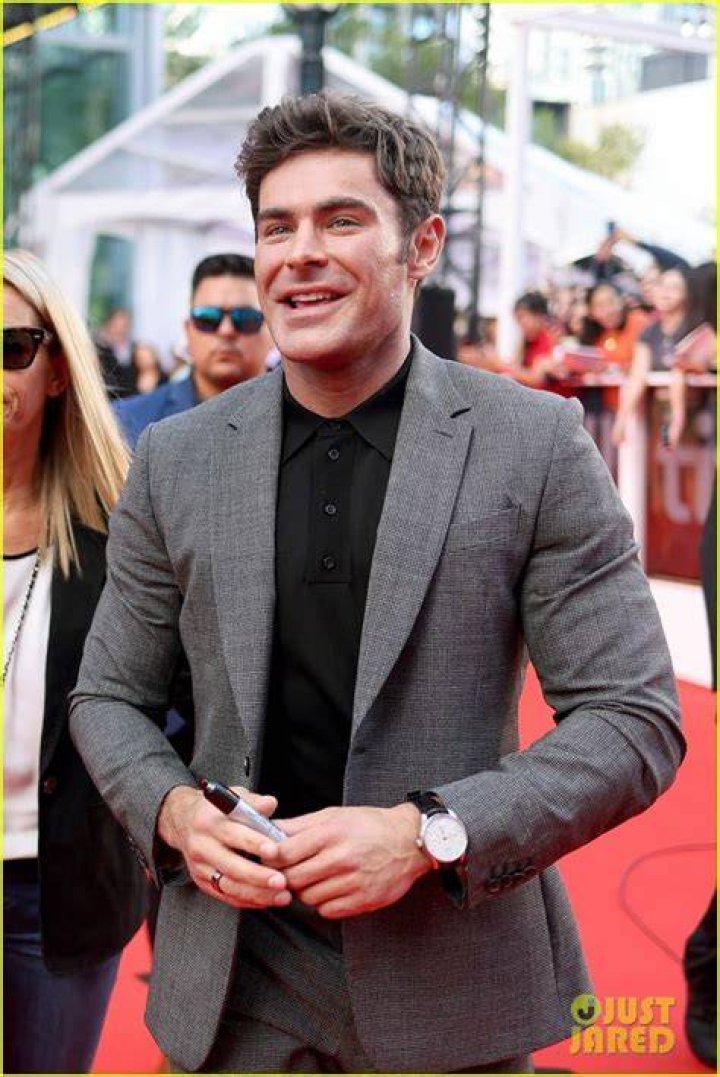 Zac Efron reveals he &lsquo;almost died&rsquo; after shattering jaw which sparked